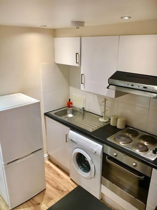 One Bedroom Flat In Central Londres Exterior foto
